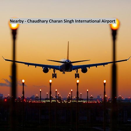 Oyo Flagship Hotel Cz Near Phoenix United Lucknow Eksteriør billede